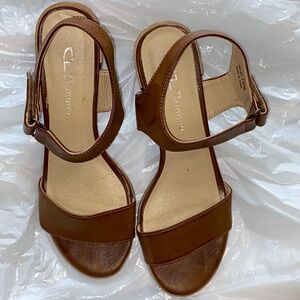 Cl laundry sandals
